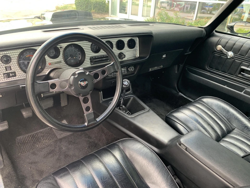 1977 Pontiac Firebird Trans Am 2nd Gen - Image 27 of 31