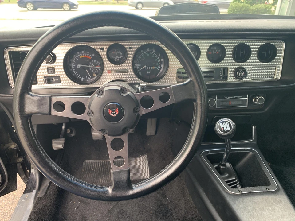 1977 Pontiac Firebird Trans Am 2nd Gen - Image 29 of 31