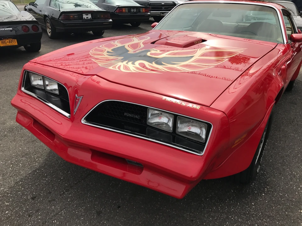 1977 Pontiac Firebird Trans Am 2nd Gen - Image 19 of 31