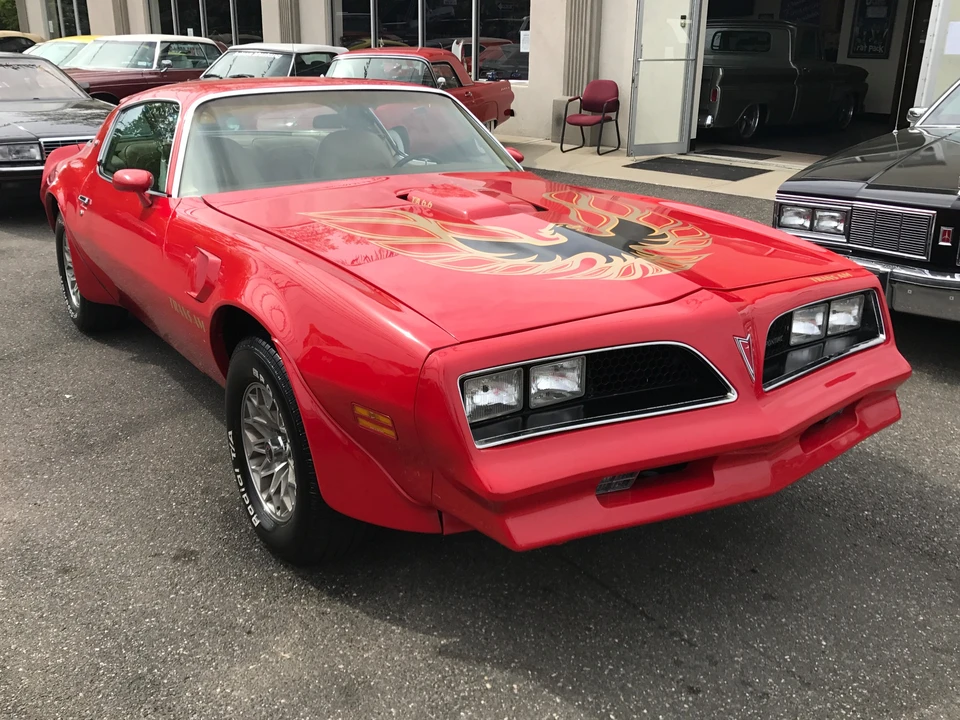 1977 Pontiac Firebird Trans Am 2nd Gen - Image 13 of 31