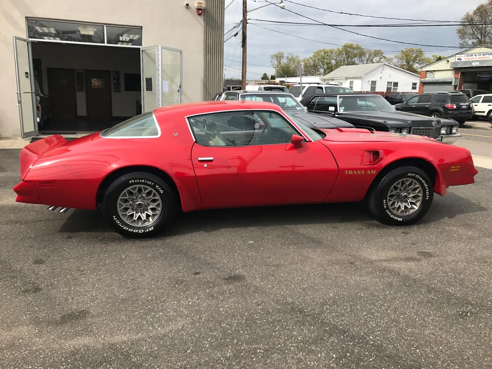 1977 Pontiac Firebird Trans Am 2nd Gen - Image 11 of 31