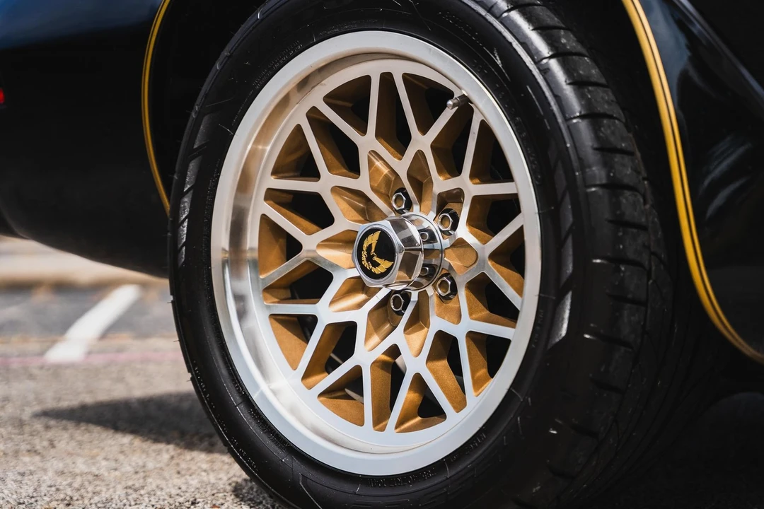 1977 Pontiac Firebird Trans Am 2nd Gen - Image 30 of 31