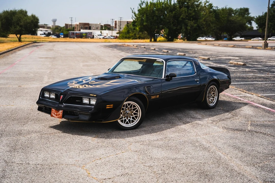 1977 Pontiac Firebird Trans Am 2nd Gen - Image 2 of 31