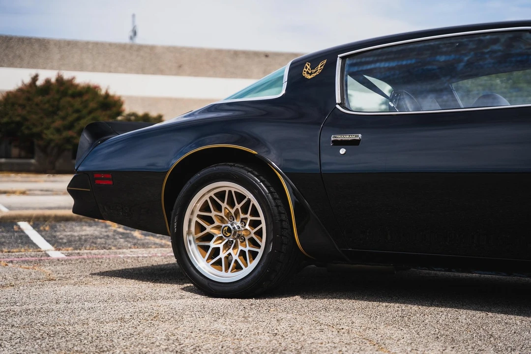1977 Pontiac Firebird Trans Am 2nd Gen - Image 27 of 31