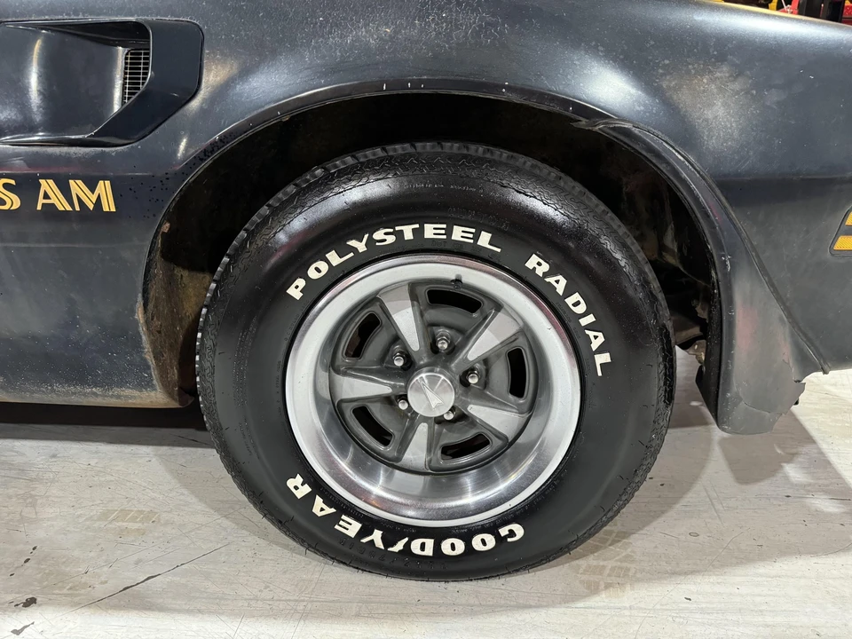 1977 Pontiac Firebird Trans Am 2nd Gen - Image 26 of 31