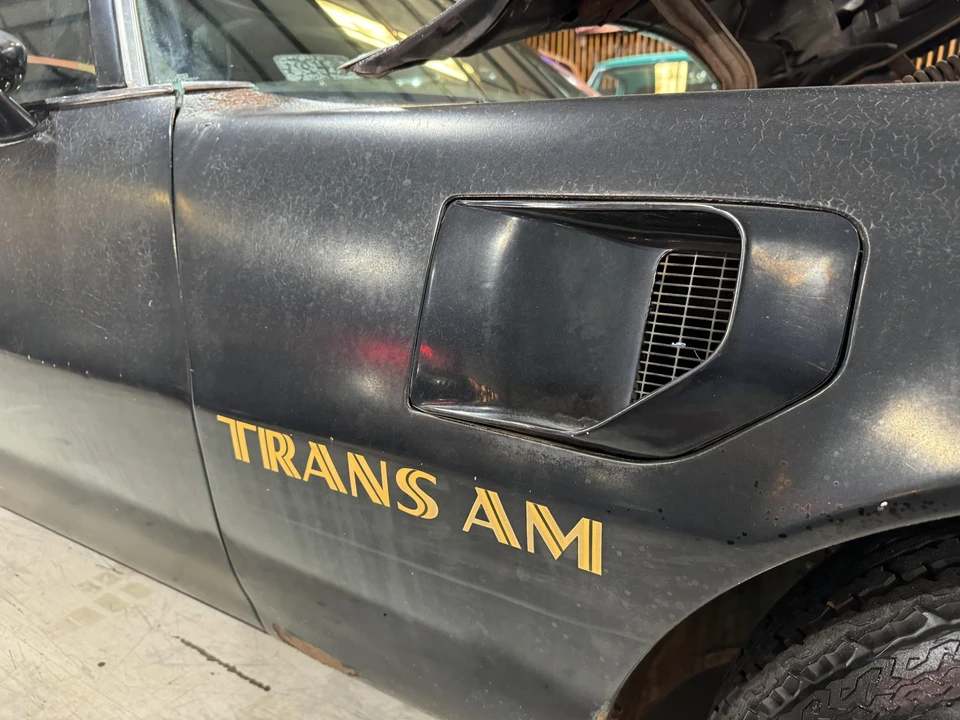 1977 Pontiac Firebird Trans Am 2nd Gen - Image 14 of 31