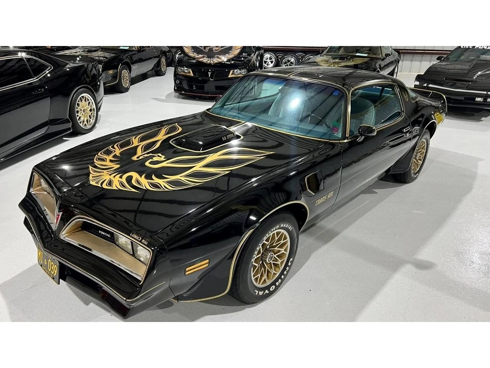 1977 Pontiac Firebird Trans Am 2nd Gen - Image 2 of 31