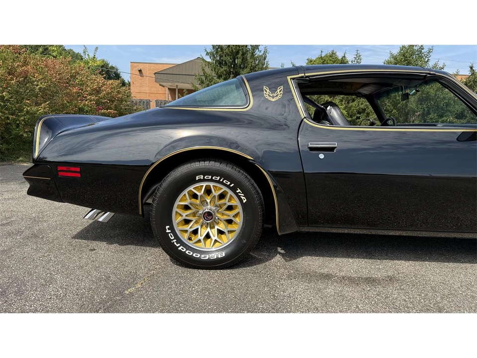 1977 Pontiac Firebird Trans Am 2nd Gen - Image 16 of 31