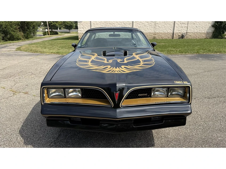 1977 Pontiac Firebird Trans Am 2nd Gen - Image 24 of 31