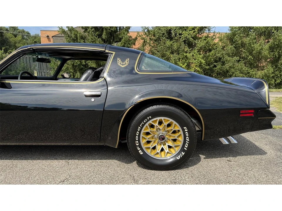 1977 Pontiac Firebird Trans Am 2nd Gen - Image 31 of 31