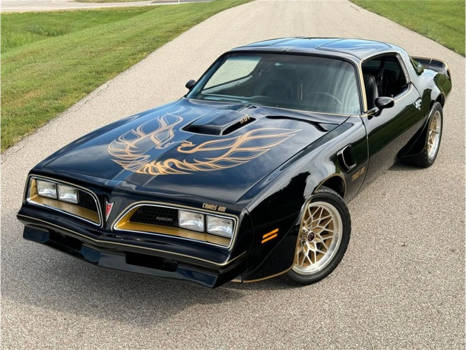 1977 Pontiac Firebird Trans Am 2nd Gen - Image 13 of 31