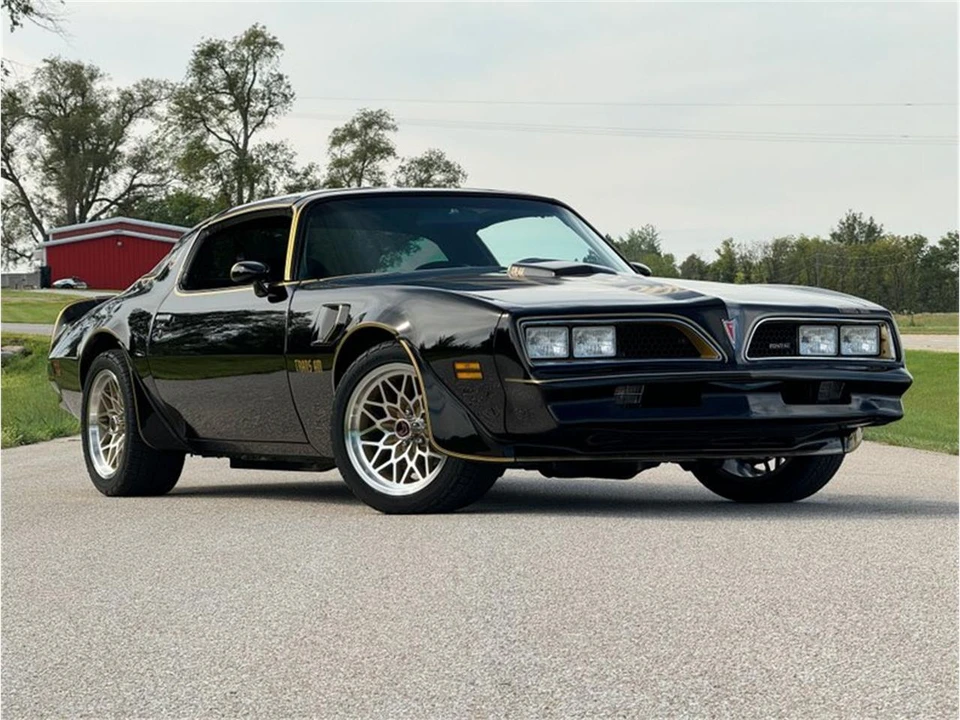 1977 Pontiac Firebird Trans Am 2nd Gen - Image 6 of 31