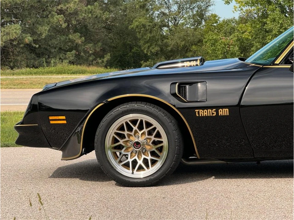 1977 Pontiac Firebird Trans Am 2nd Gen - Image 26 of 31