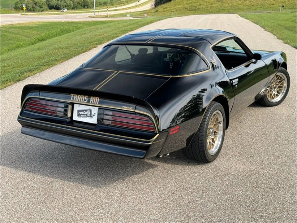 1977 Pontiac Firebird Trans Am 2nd Gen - Image 19 of 31