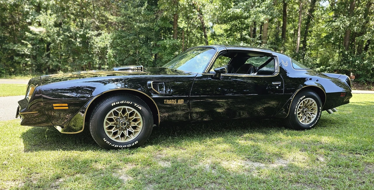 1977 Pontiac Firebird Trans Am 2nd Gen - Image 4 of 31