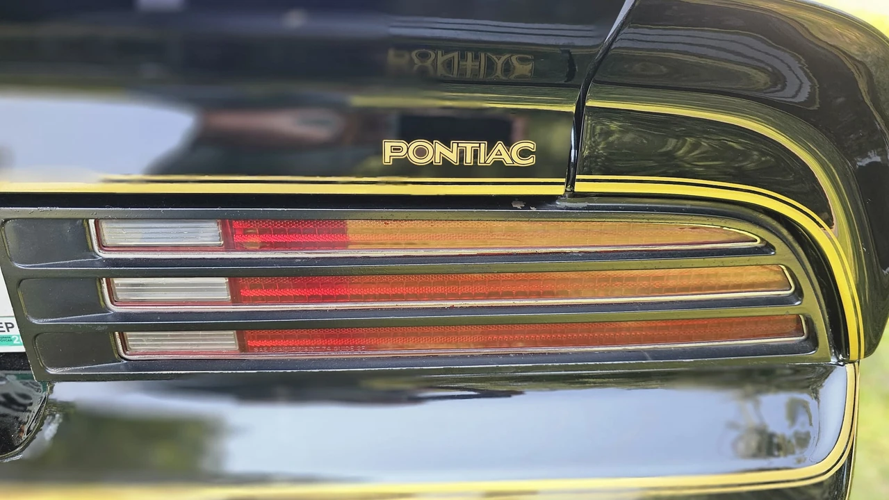 1977 Pontiac Firebird Trans Am 2nd Gen - Image 22 of 31