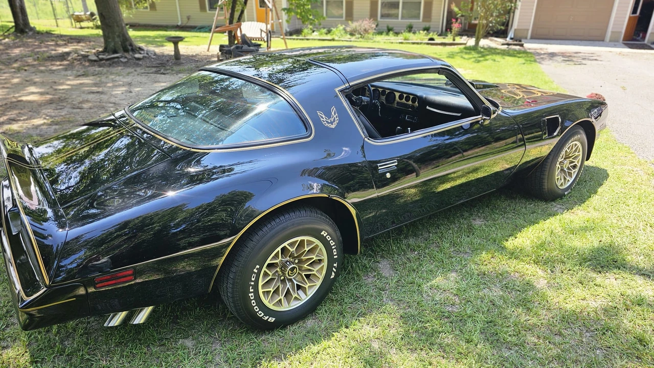 1977 Pontiac Firebird Trans Am 2nd Gen - Image 8 of 31