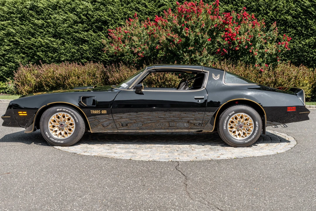 1977 Pontiac Firebird Trans Am 2nd Gen - Image 11 of 31