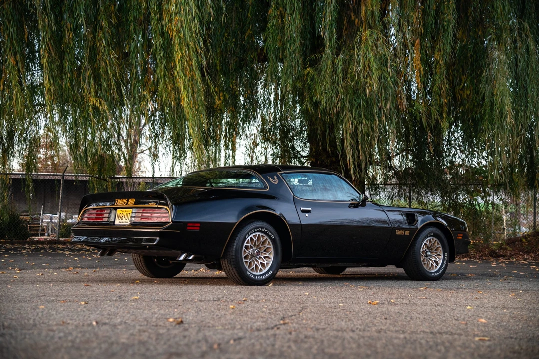 1977 Pontiac Firebird Trans Am 2nd Gen - Image 24 of 31