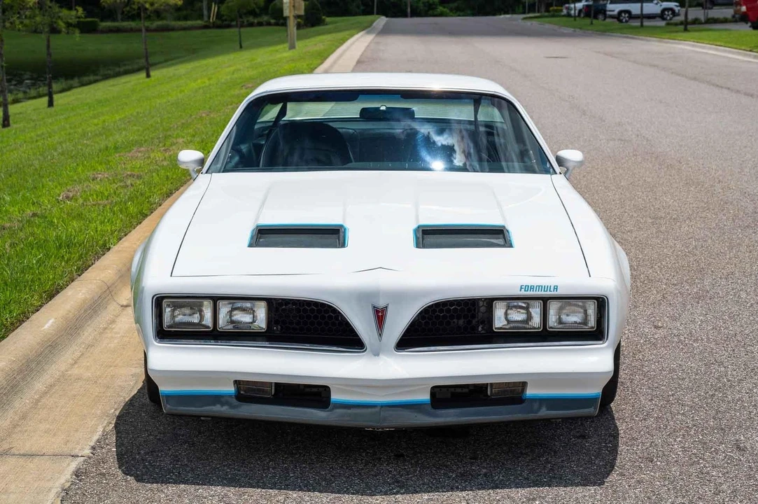 1977 Pontiac Firebird 2nd Gen - Image 10 of 21