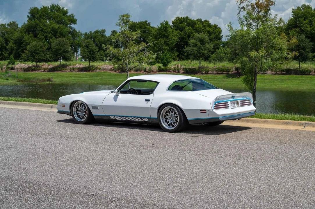 1977 Pontiac Firebird 2nd Gen - Image 20 of 21