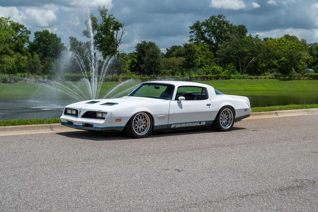 1977 Pontiac Firebird 2nd Gen - Image 16 of 21