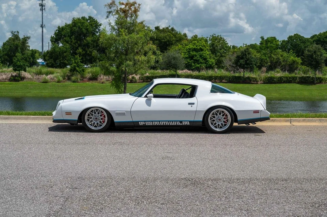 1977 Pontiac Firebird 2nd Gen - Image 2 of 21