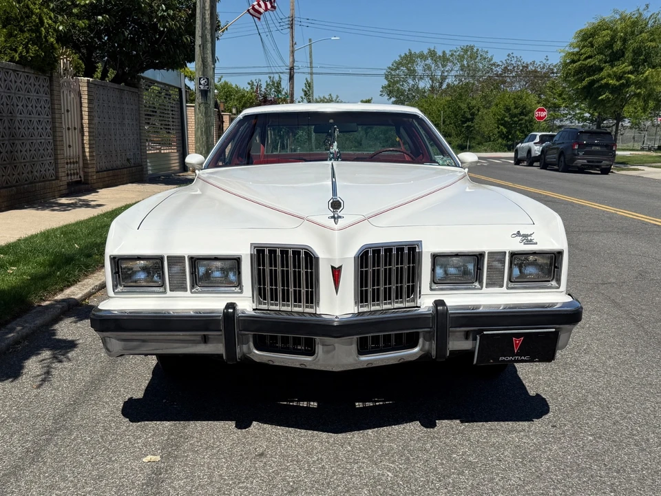 1977 Pontiac Grand Prix 3rd+ Gen - Image 3 of 22