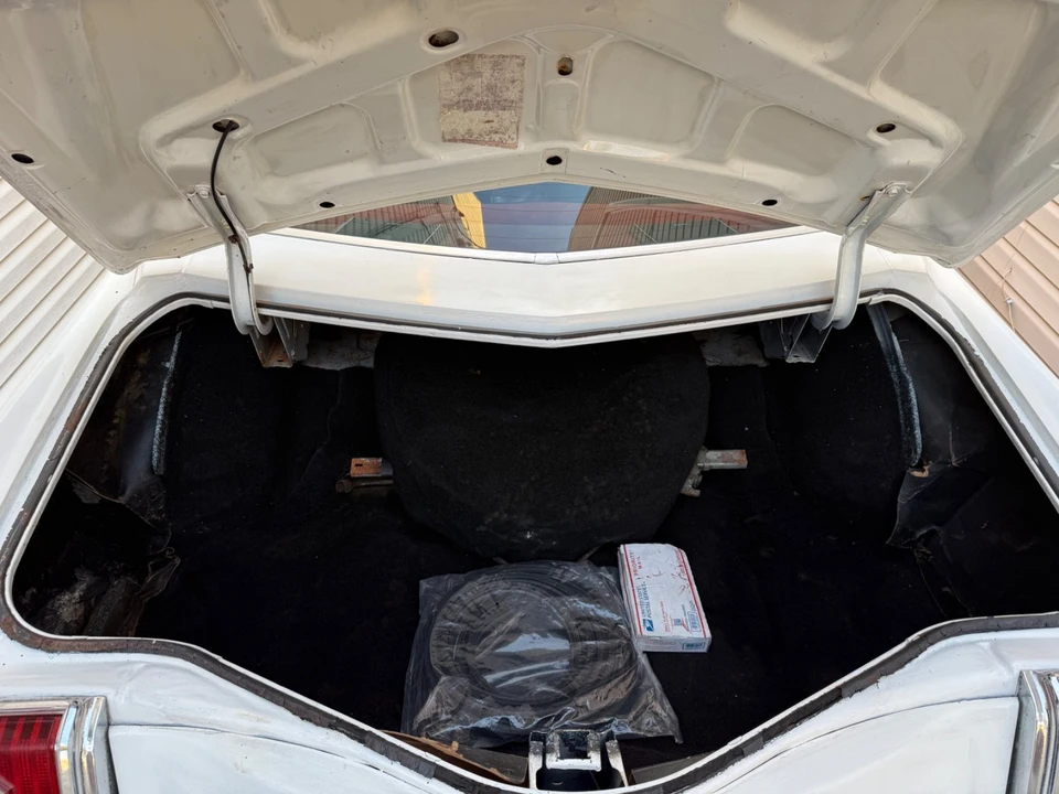 1977 Pontiac Grand Prix 3rd+ Gen - Image 15 of 22