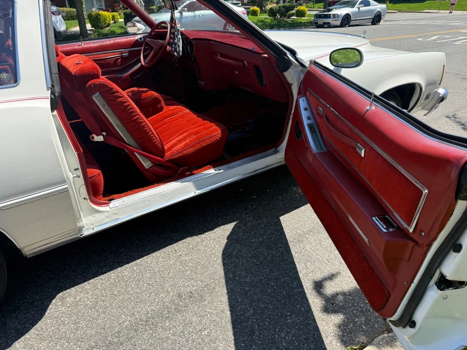 1977 Pontiac Grand Prix 3rd+ Gen - Image 11 of 22