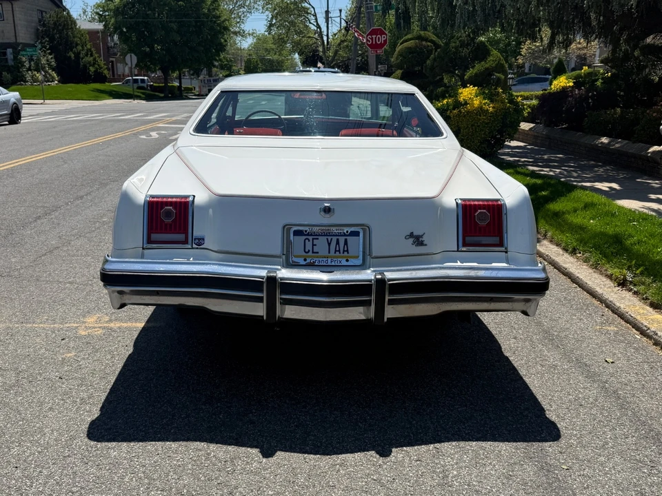 1977 Pontiac Grand Prix 3rd+ Gen - Image 4 of 22