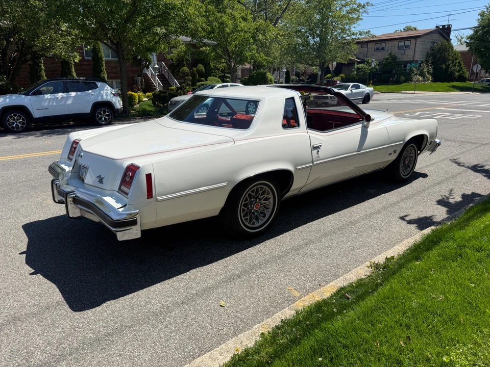 1977 Pontiac Grand Prix 3rd+ Gen - Image 7 of 22