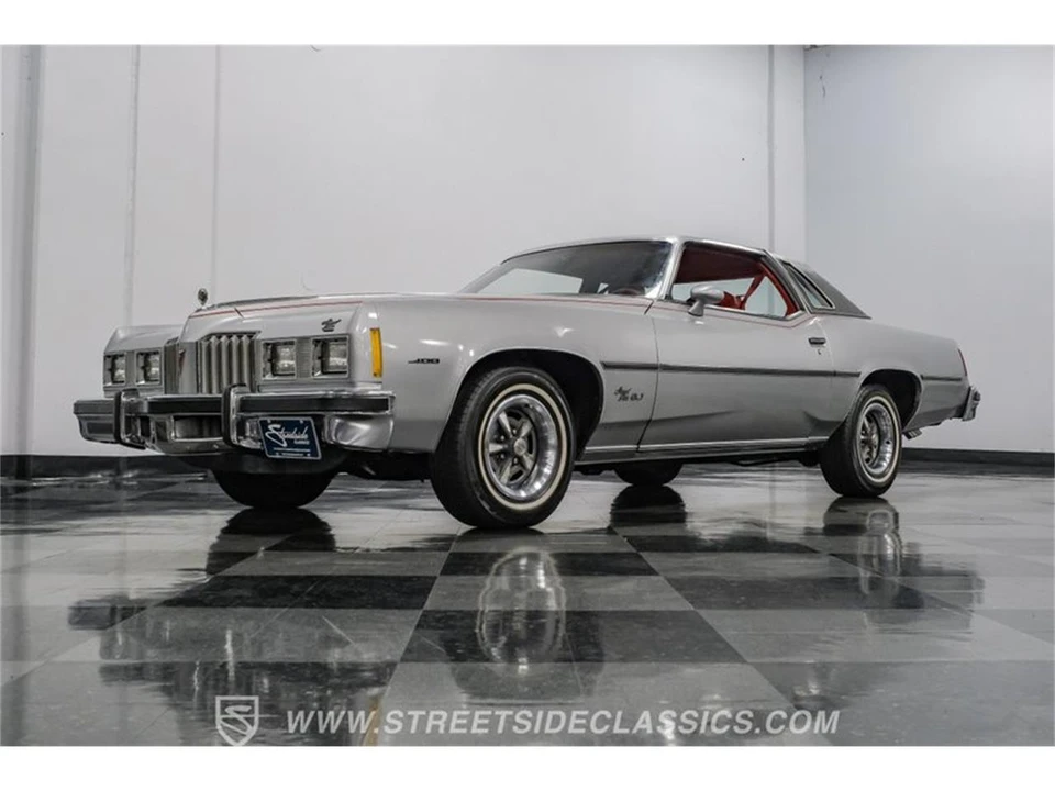 1977 Pontiac Grand Prix 3rd+ Gen - Image 21 of 31