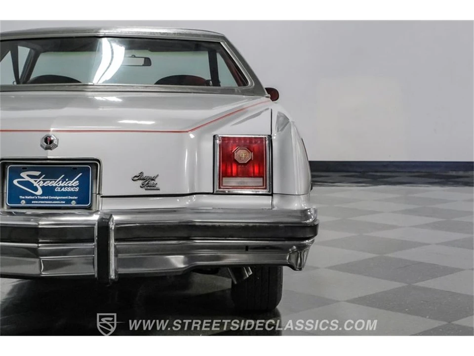 1977 Pontiac Grand Prix 3rd+ Gen - Image 26 of 31
