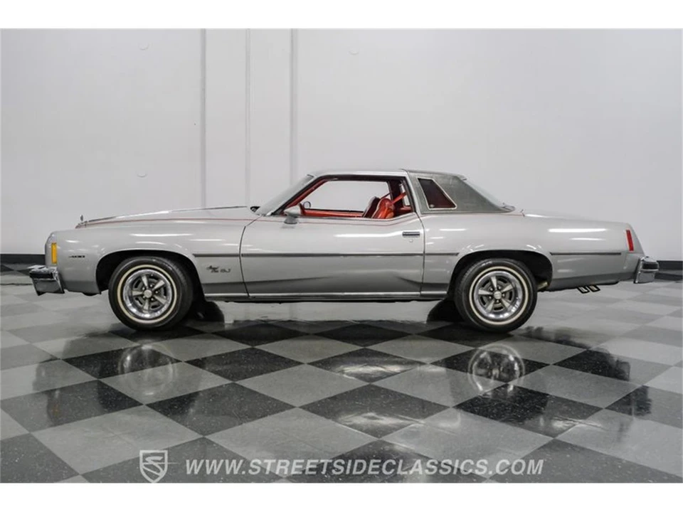 1977 Pontiac Grand Prix 3rd+ Gen - Image 7 of 31