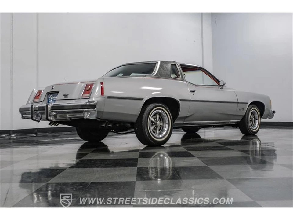1977 Pontiac Grand Prix 3rd+ Gen - Image 27 of 31