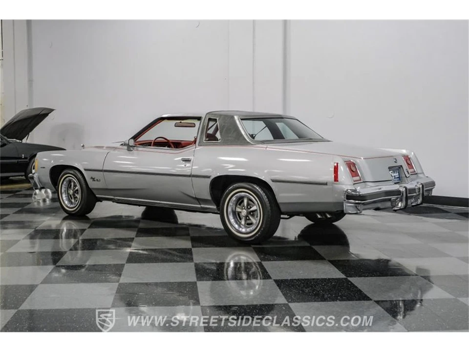 1977 Pontiac Grand Prix 3rd+ Gen - Image 8 of 31