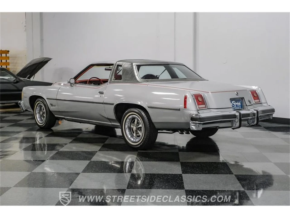 1977 Pontiac Grand Prix 3rd+ Gen - Image 9 of 31