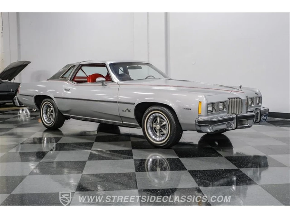 1977 Pontiac Grand Prix 3rd+ Gen - Image 15 of 31