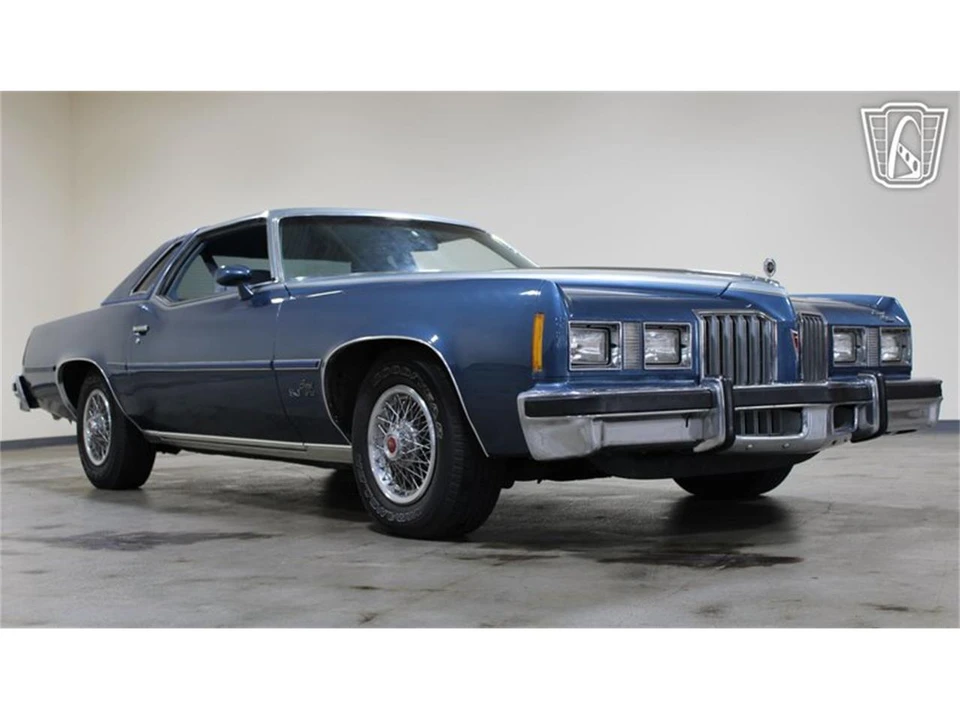 1977 Pontiac Grand Prix 3rd+ Gen - Image 2 of 31
