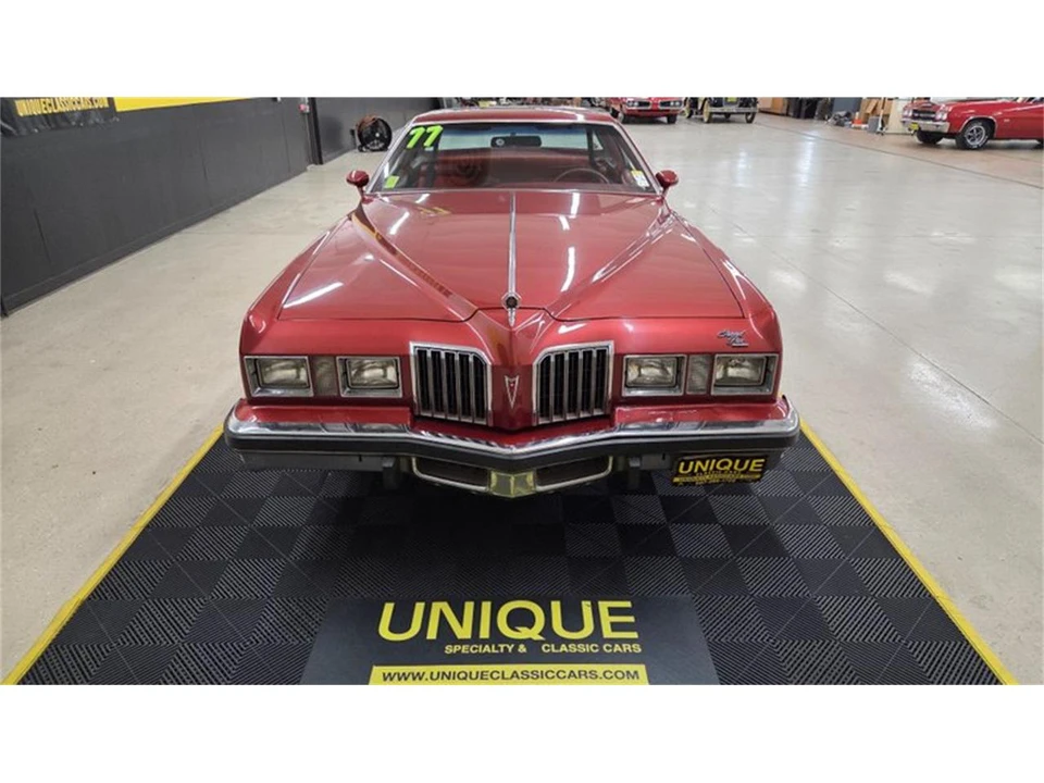1977 Pontiac Grand Prix 3rd+ Gen - Image 2 of 31