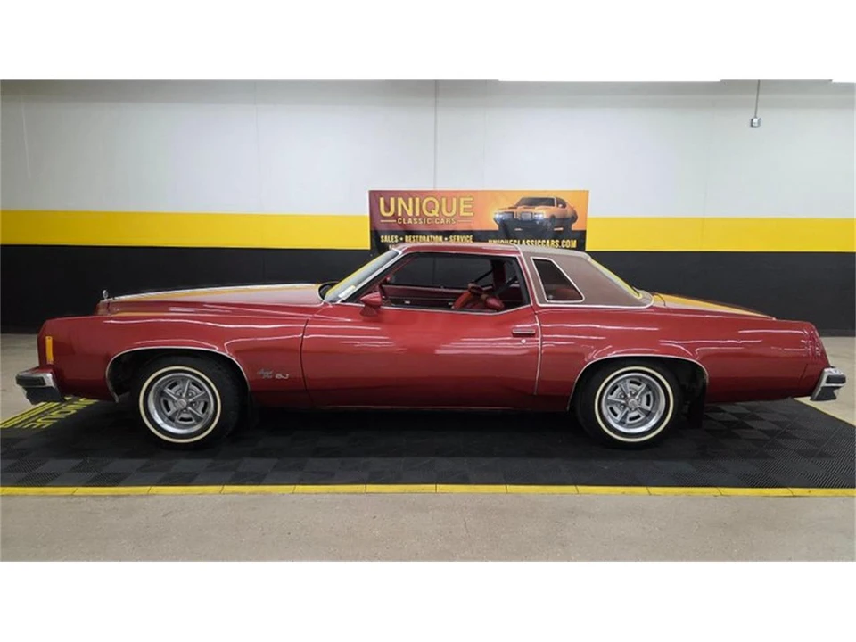 1977 Pontiac Grand Prix 3rd+ Gen - Image 7 of 31
