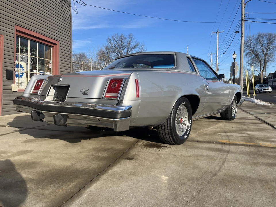 1977 Pontiac Grand Prix 3rd+ Gen - Image 29 of 31
