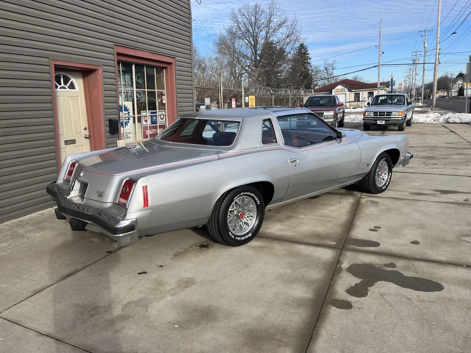 1977 Pontiac Grand Prix 3rd+ Gen - Image 25 of 31