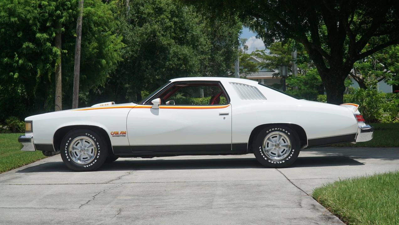 1977 Pontiac LeMans 4th+ Gen - Image 9 of 31