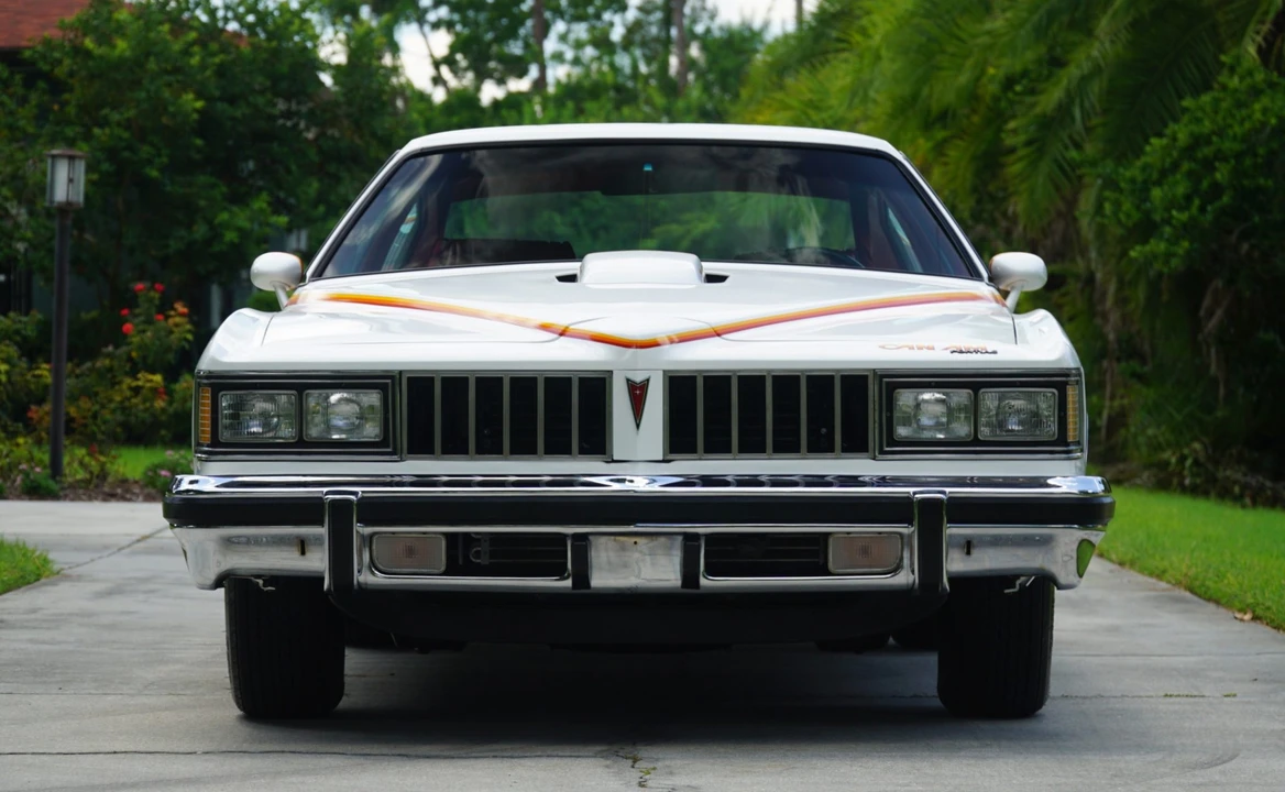 1977 Pontiac LeMans 4th+ Gen - Image 28 of 31