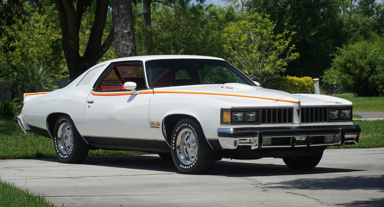 1977 Pontiac LeMans 4th+ Gen - Image 24 of 31