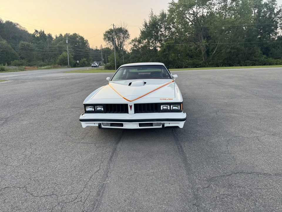 1977 Pontiac LeMans 4th+ Gen - Image 4 of 31