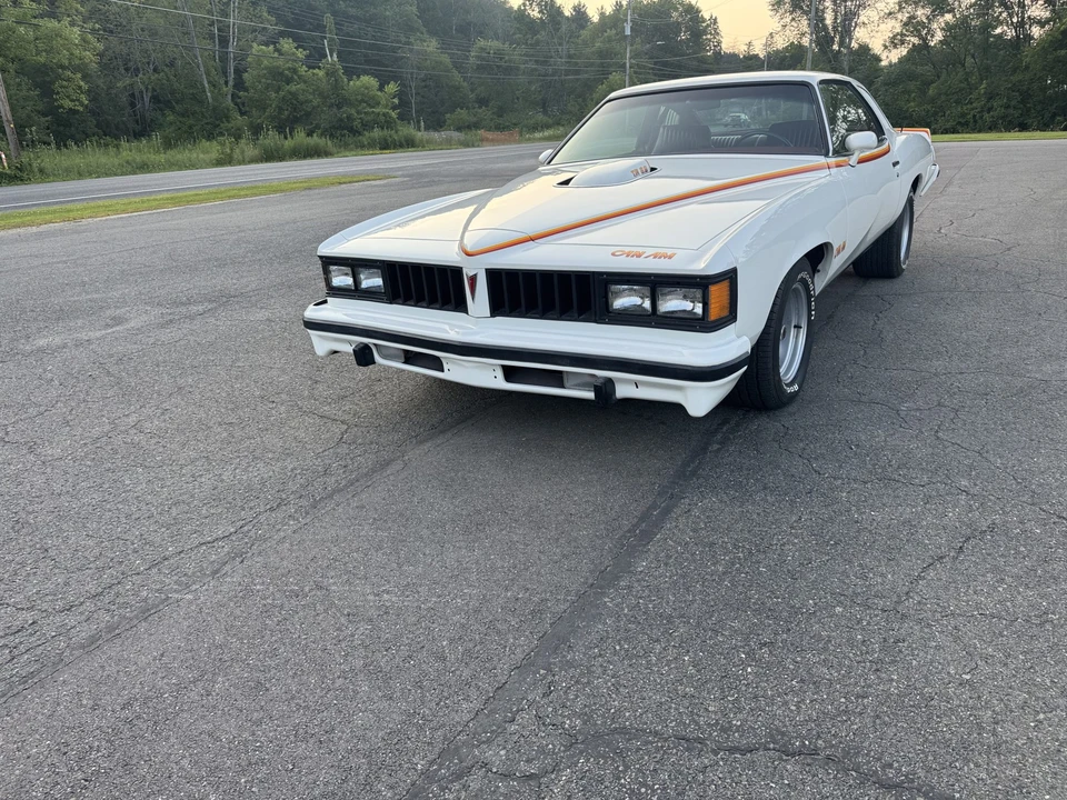 1977 Pontiac LeMans 4th+ Gen - Image 5 of 31
