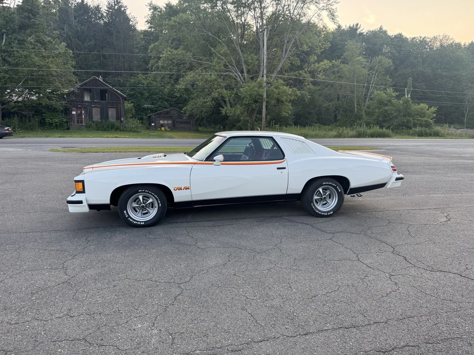 1977 Pontiac LeMans 4th+ Gen - Image 9 of 31